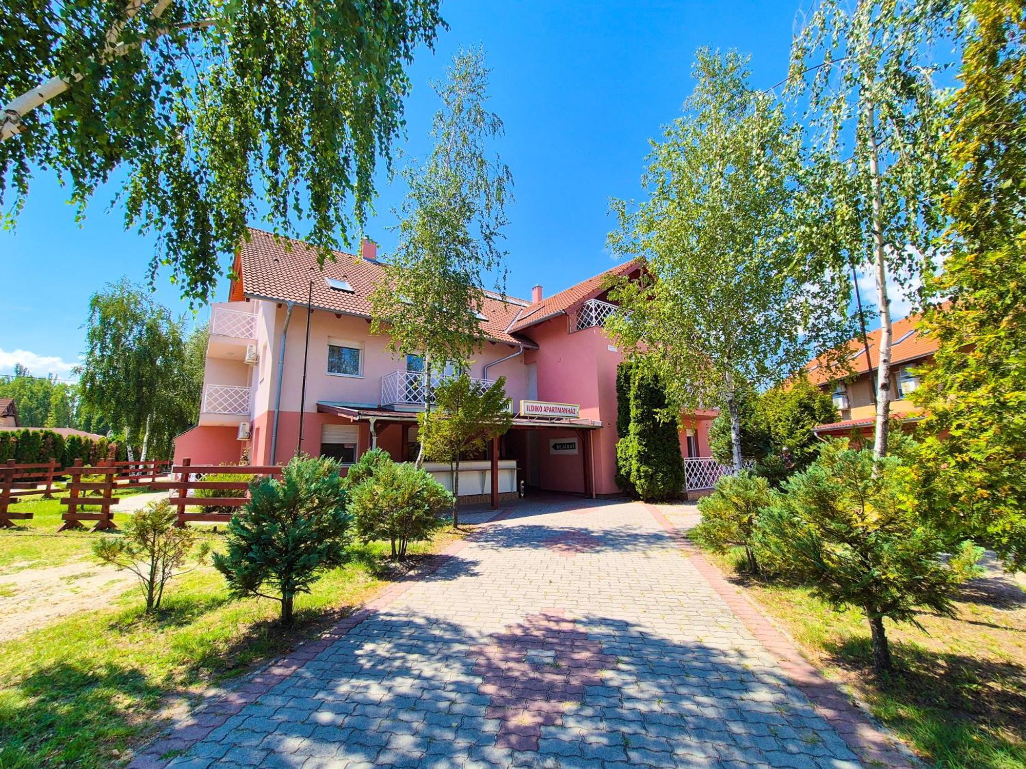 Ildiko Apartmanhaz ซามาร์ดี ภายนอก รูปภาพ
