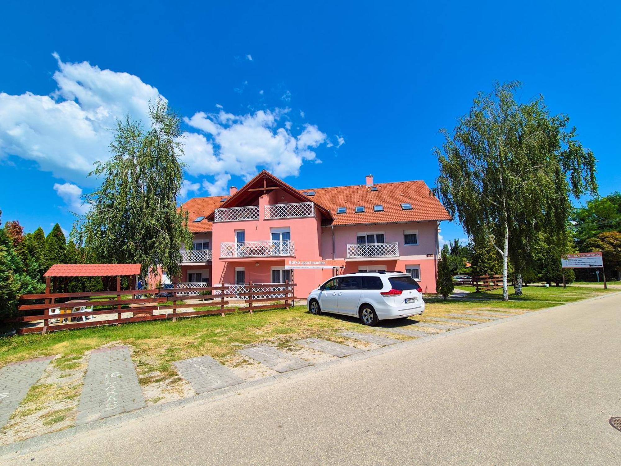 Ildiko Apartmanhaz ซามาร์ดี ภายนอก รูปภาพ