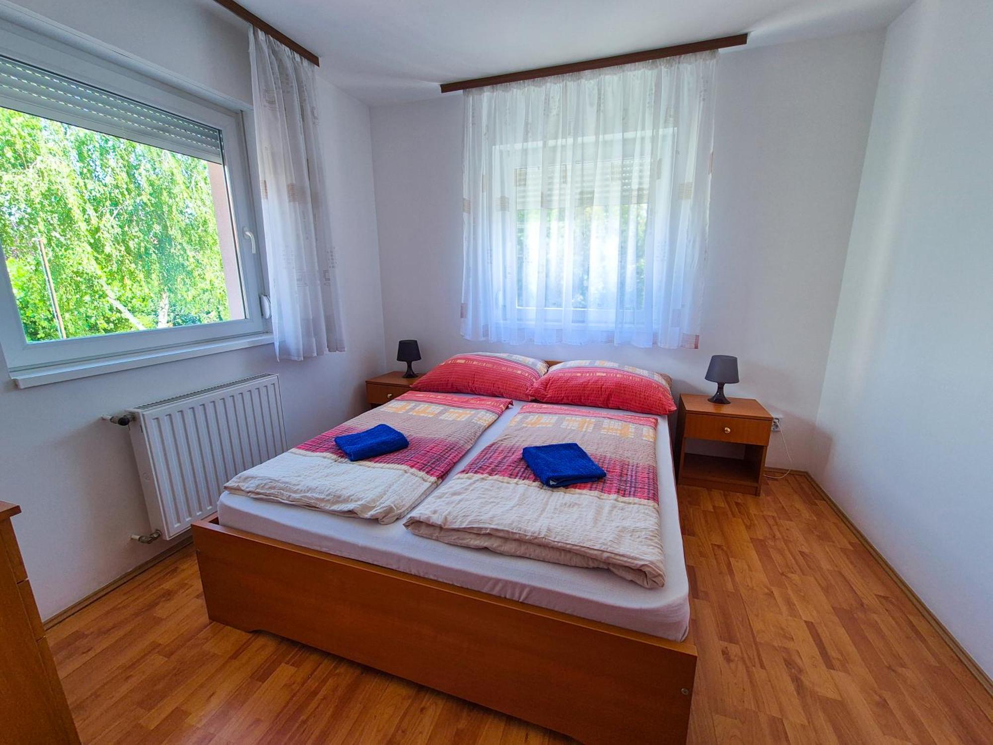 Ildiko Apartmanhaz ซามาร์ดี ภายนอก รูปภาพ